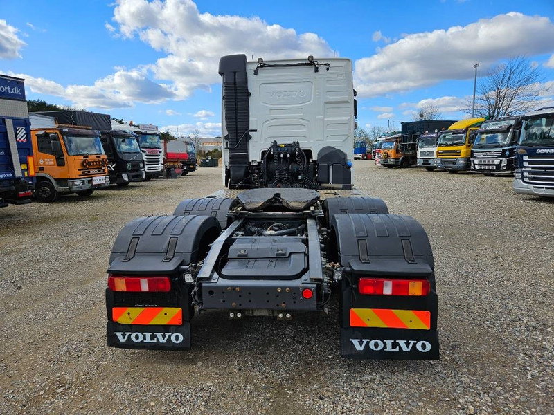 Volvo FH 500 // 6x2 // Hydraulik // ACC - شاحنة جرار: صور 4 Volvo FH 500 // 6x2 // Hydraulik // ACC - شاحنة جرار: صور 4