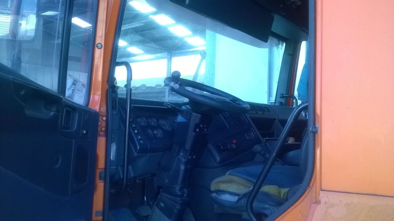 شاحنة ستارة DAF CF 75.290: صور 10