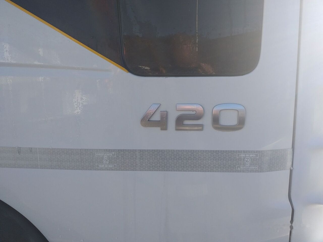 IVECO STRALIS AT260S42Y/PS - شاحنة ذات الخطاف: صور 3 IVECO STRALIS AT260S42Y/PS - شاحنة ذات الخطاف: صور 3