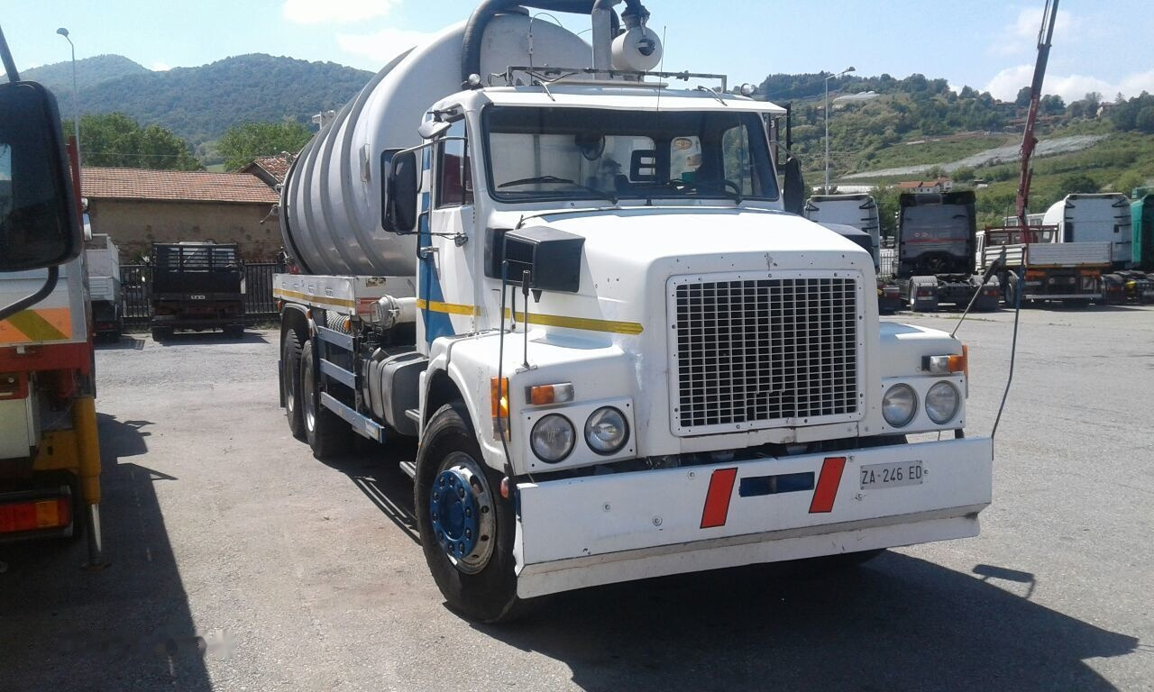 Volvo N.12 - فراغ شاحنة: صور 1 Volvo N.12 - فراغ شاحنة: صور 1