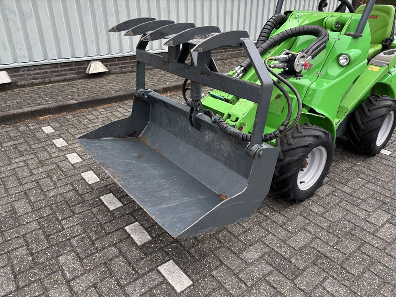 تأجير Avant 423 TDL Avant 423 TDL: صور 16