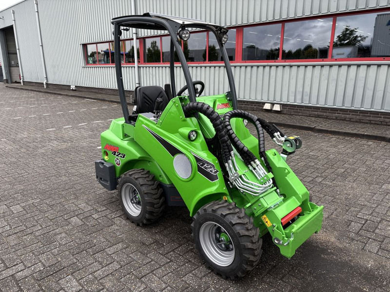 Avant 423 TDL - اللودر بعجل: صور 4 Avant 423 TDL - اللودر بعجل: صور 4