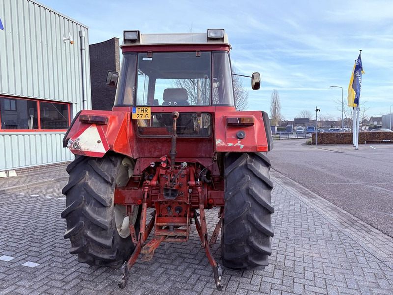 Case IH 845 XL - جرار: صور 5 Case IH 845 XL - جرار: صور 5