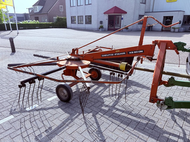 Deutz-Fahr KS90 DN Cirkelhark - لمّامَة القش: صور 4 Deutz-Fahr KS90 DN Cirkelhark - لمّامَة القش: صور 4
