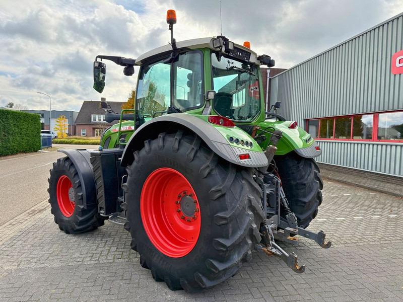 Fendt 724 Vario Gen 6 Profi Plus - جرار: صور 2 Fendt 724 Vario Gen 6 Profi Plus - جرار: صور 2