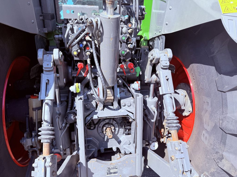 Fendt 828 Vario Profi Plus - جرار: صور 3 Fendt 828 Vario Profi Plus - جرار: صور 3