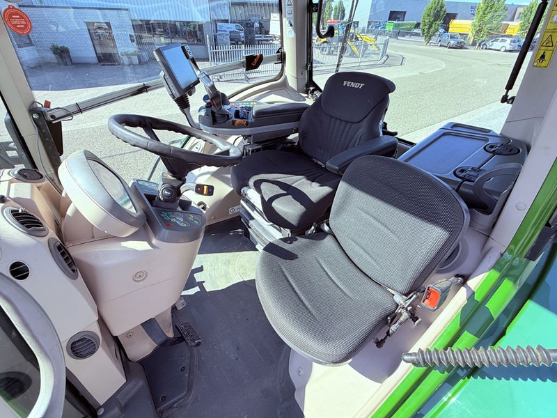 Fendt 828 Vario Profi Plus - جرار: صور 4 Fendt 828 Vario Profi Plus - جرار: صور 4
