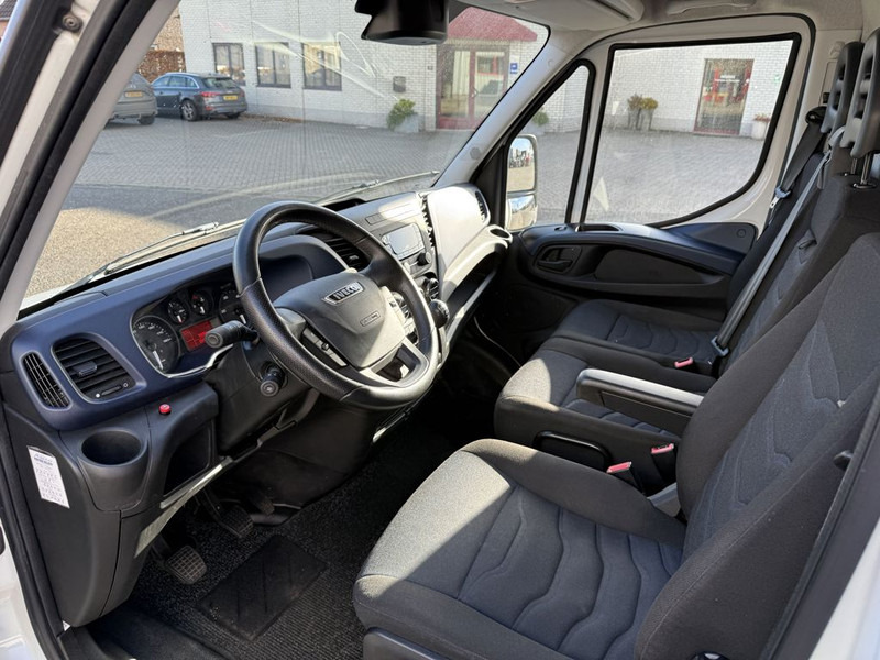 Iveco Daily 50-150 Bakwagen - بصندوق مغلق شاحنة: صور 5 Iveco Daily 50-150 Bakwagen - بصندوق مغلق شاحنة: صور 5