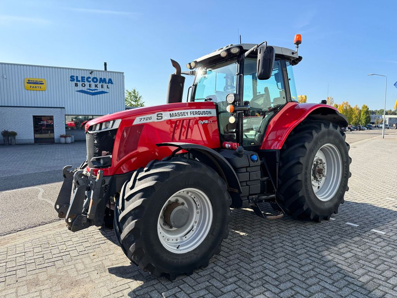 Massey Ferguson 7726S Dyna VT - جرار: صور 1 Massey Ferguson 7726S Dyna VT - جرار: صور 1