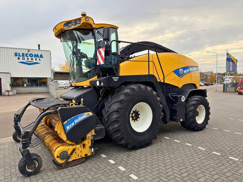New Holland FR9050 - حصادة الأعلاف: صور 1 New Holland FR9050 - حصادة الأعلاف: صور 1