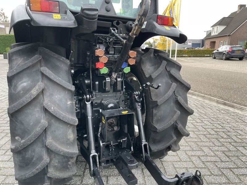 New Holland T4.80N - جرار: صور 2 New Holland T4.80N - جرار: صور 2