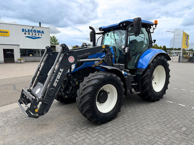 New Holland T6.175 AC T4B - جرار: صور 1 New Holland T6.175 AC T4B - جرار: صور 1