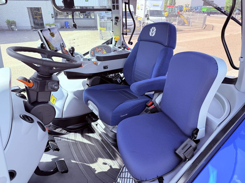New Holland T6.180 AC Fronthef, - جرار: صور 4 New Holland T6.180 AC Fronthef, - جرار: صور 4