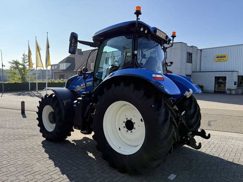 New Holland T6.180 AC Stage V - جرار: صور 2 New Holland T6.180 AC Stage V - جرار: صور 2