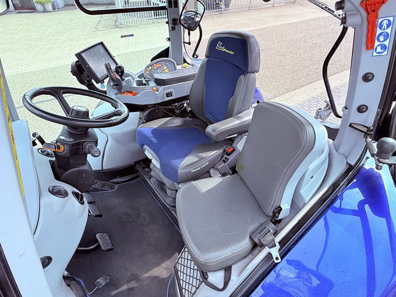 New Holland T7.270 AutoCommand Blue Power – Stage V - جرار: صور 4 New Holland T7.270 AutoCommand Blue Power – Stage V - جرار: صور 4