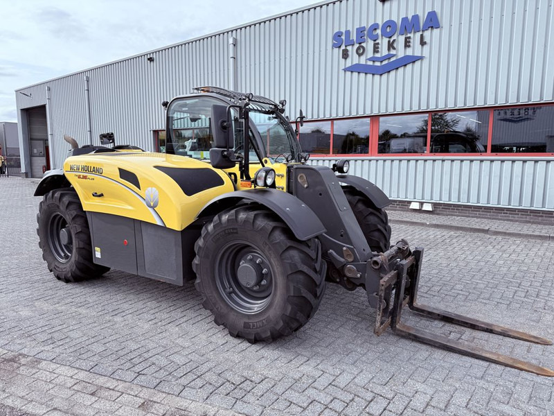 New Holland TH6.36 PLUS - رافعة تلسكوبية: صور 4 New Holland TH6.36 PLUS - رافعة تلسكوبية: صور 4