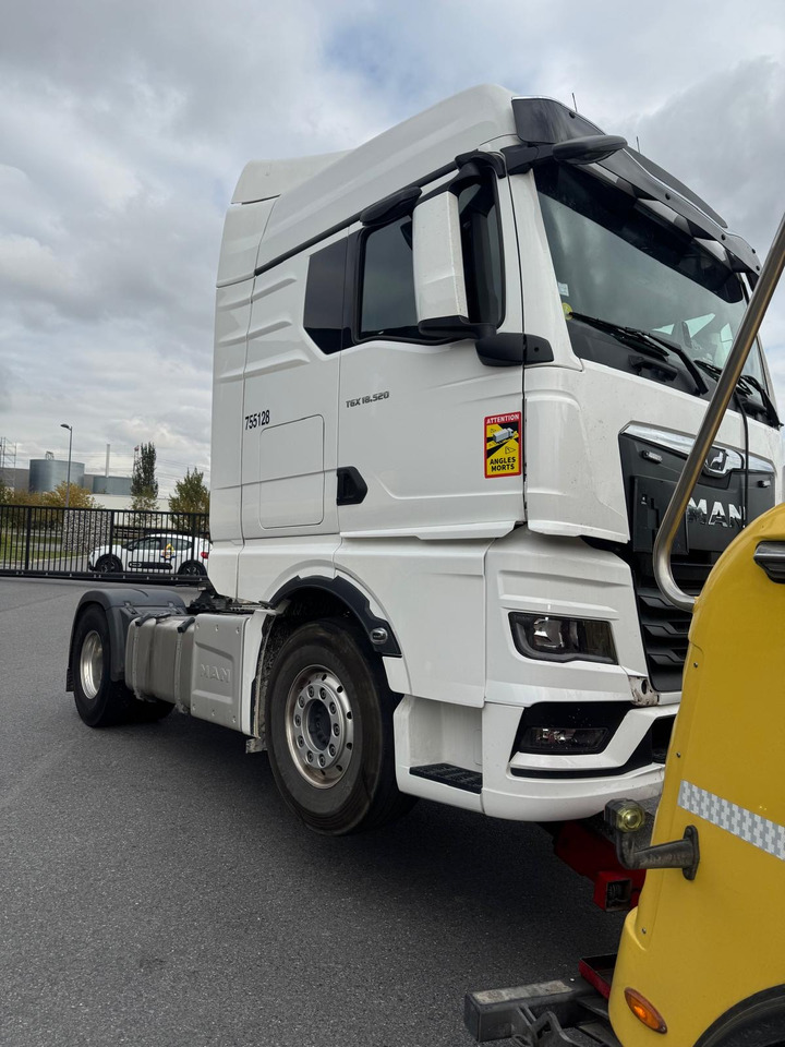 MAN TGX 18.520 - شاحنة جرار: صور 2 MAN TGX 18.520 - شاحنة جرار: صور 2
