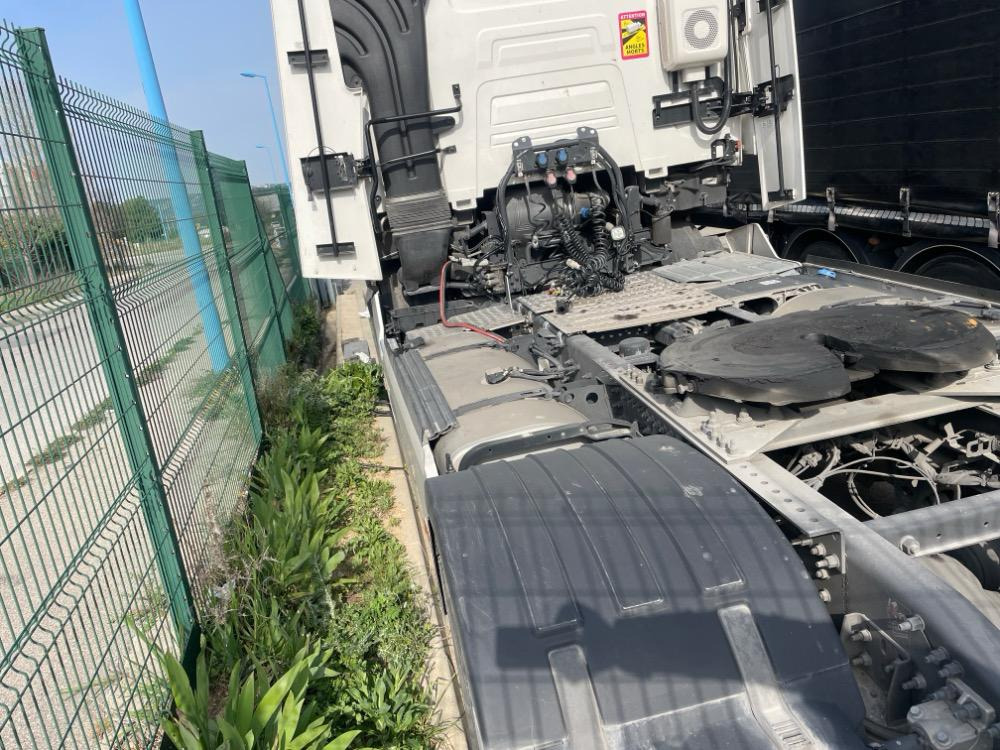 RENAULT T 480 - شاحنة جرار: صور 5 RENAULT T 480 - شاحنة جرار: صور 5