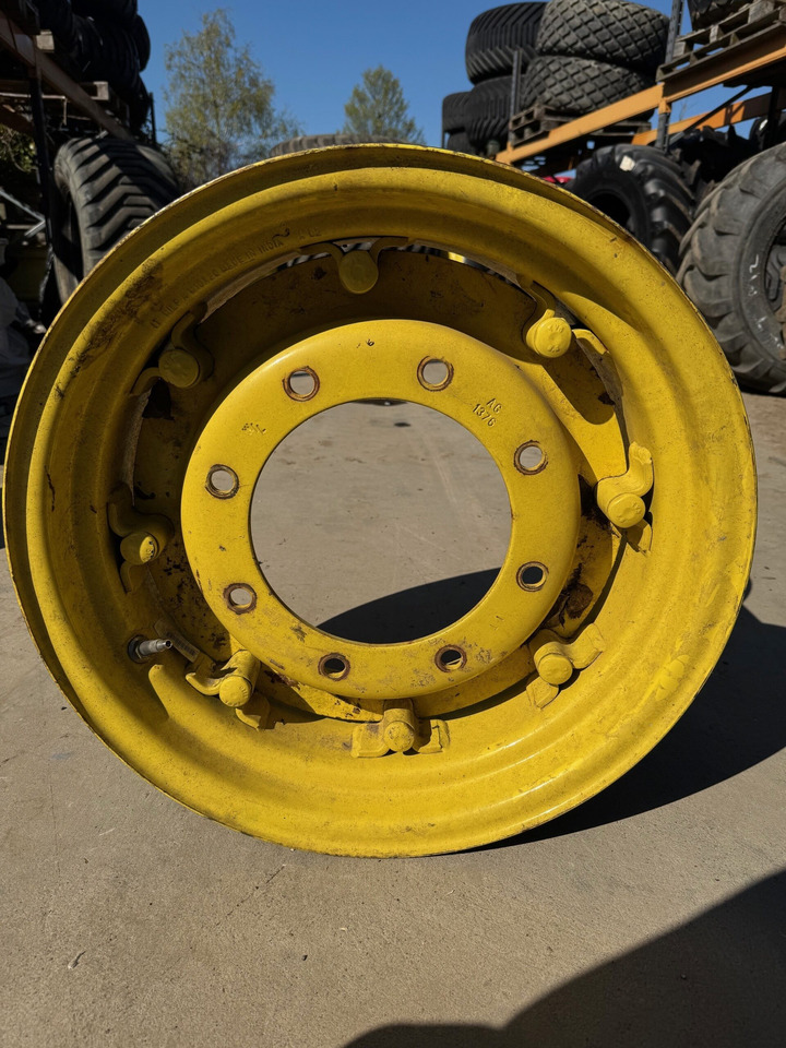 10X20 Used John Deer Rim - الجنوط - الآلات والماكينات الزراعية: صور 1 10X20 Used John Deer Rim - الجنوط - الآلات والماكينات الزراعية: صور 1