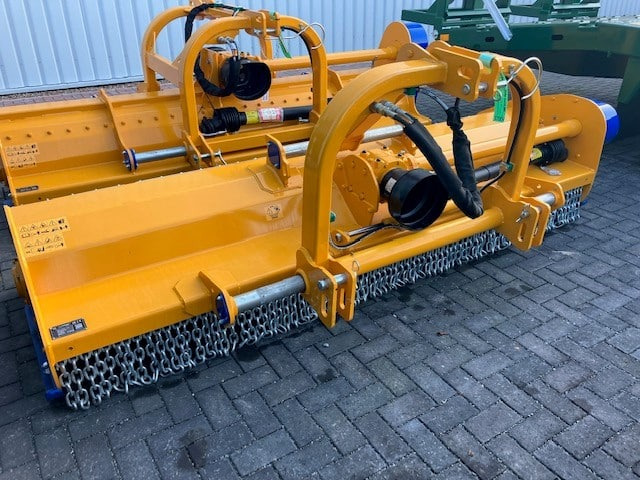 Bomford Elite 280 - التقطيع جزازة/ ماكينات قطع الحشائش: صور 2 Bomford Elite 280 - التقطيع جزازة/ ماكينات قطع الحشائش: صور 2