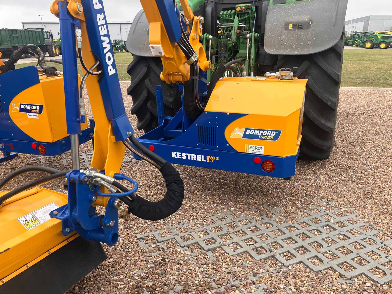 Bomford Turner Kestrel Evo S 5.7 Protrim - جزازة رافعة: صور 4 Bomford Turner Kestrel Evo S 5.7 Protrim - جزازة رافعة: صور 4