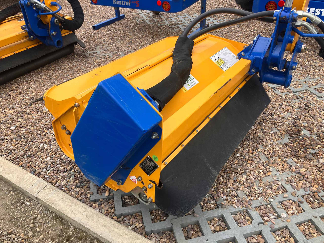 Bomford Turner Kestrel Evo S 5.7 Protrim - جزازة رافعة: صور 2 Bomford Turner Kestrel Evo S 5.7 Protrim - جزازة رافعة: صور 2