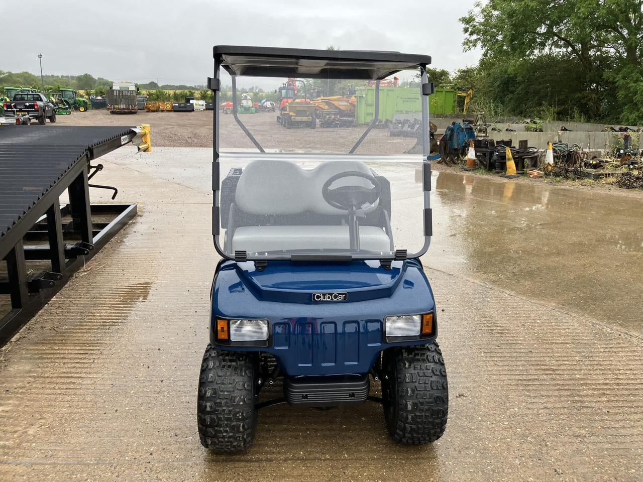 Club Car Carryall 100 Utility Vehicle - اتفس: صور 3 Club Car Carryall 100 Utility Vehicle - اتفس: صور 3