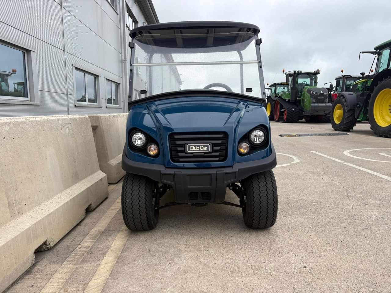 Clubcar Carryall 700 lithium Utility Vehicle - اتفس: صور 5 Clubcar Carryall 700 lithium Utility Vehicle - اتفس: صور 5