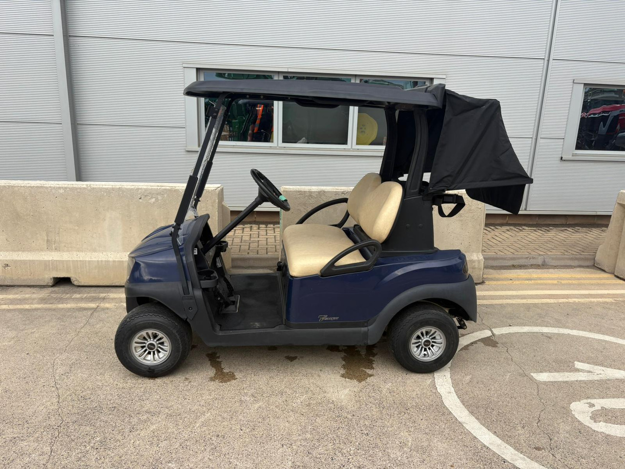 Clubcar Temp Golf Buggy - عربة جولف: صور 1 Clubcar Temp Golf Buggy - عربة جولف: صور 1