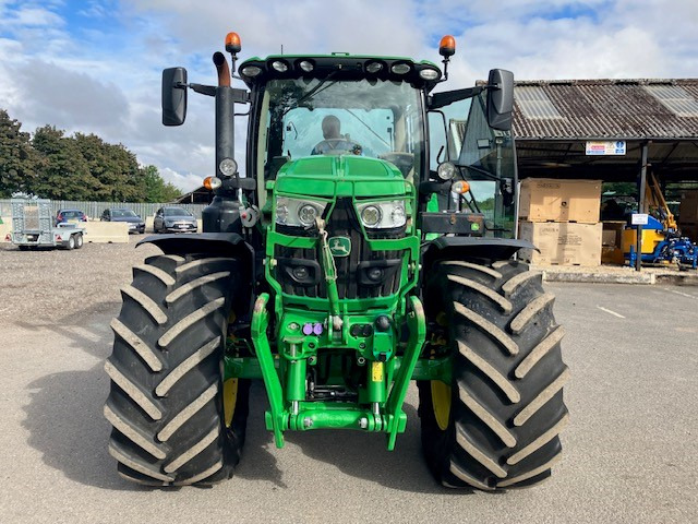 JOHN DEERE 6155R - جرار: صور 4 JOHN DEERE 6155R - جرار: صور 4