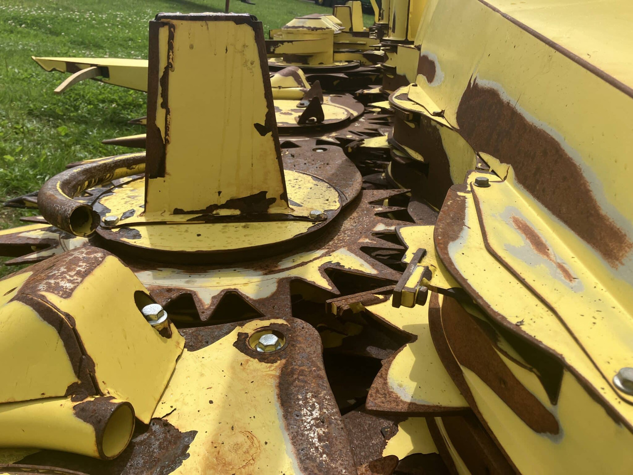 John Deere 390 Plus - حصادات الذرة: صور 5 John Deere 390 Plus - حصادات الذرة: صور 5