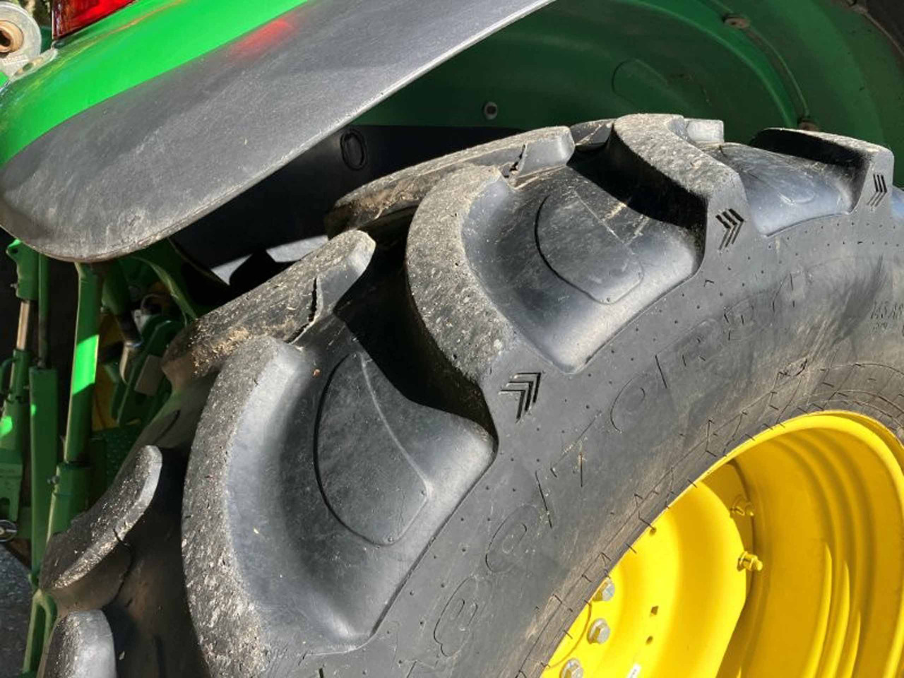 John Deere 5100M - جرار: صور 3 John Deere 5100M - جرار: صور 3