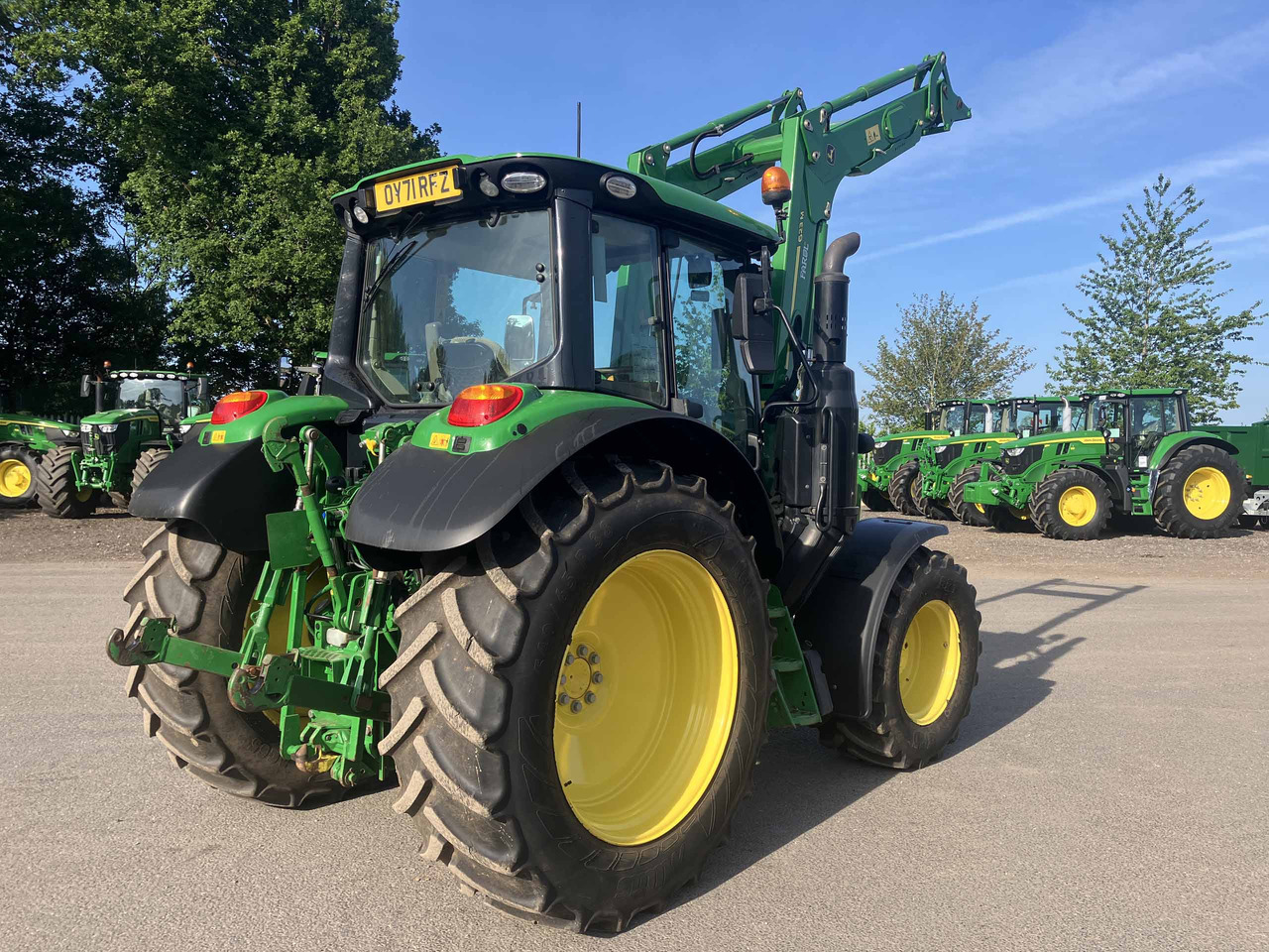 John Deere 6120M - جرار: صور 5 John Deere 6120M - جرار: صور 5
