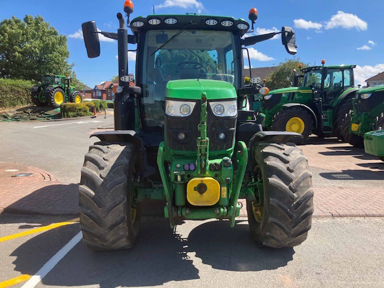 John Deere 6130R - جرار: صور 4 John Deere 6130R - جرار: صور 4