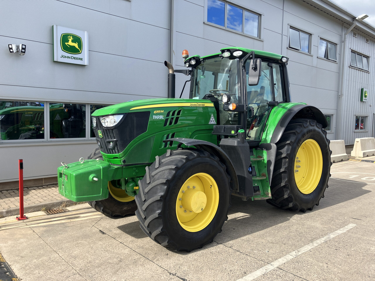 John Deere 6155M - جرار: صور 1 John Deere 6155M - جرار: صور 1