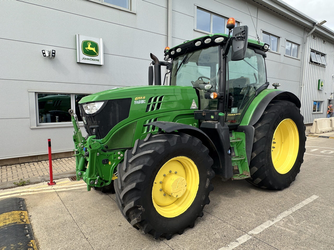John Deere 6155R - جرار: صور 1 John Deere 6155R - جرار: صور 1