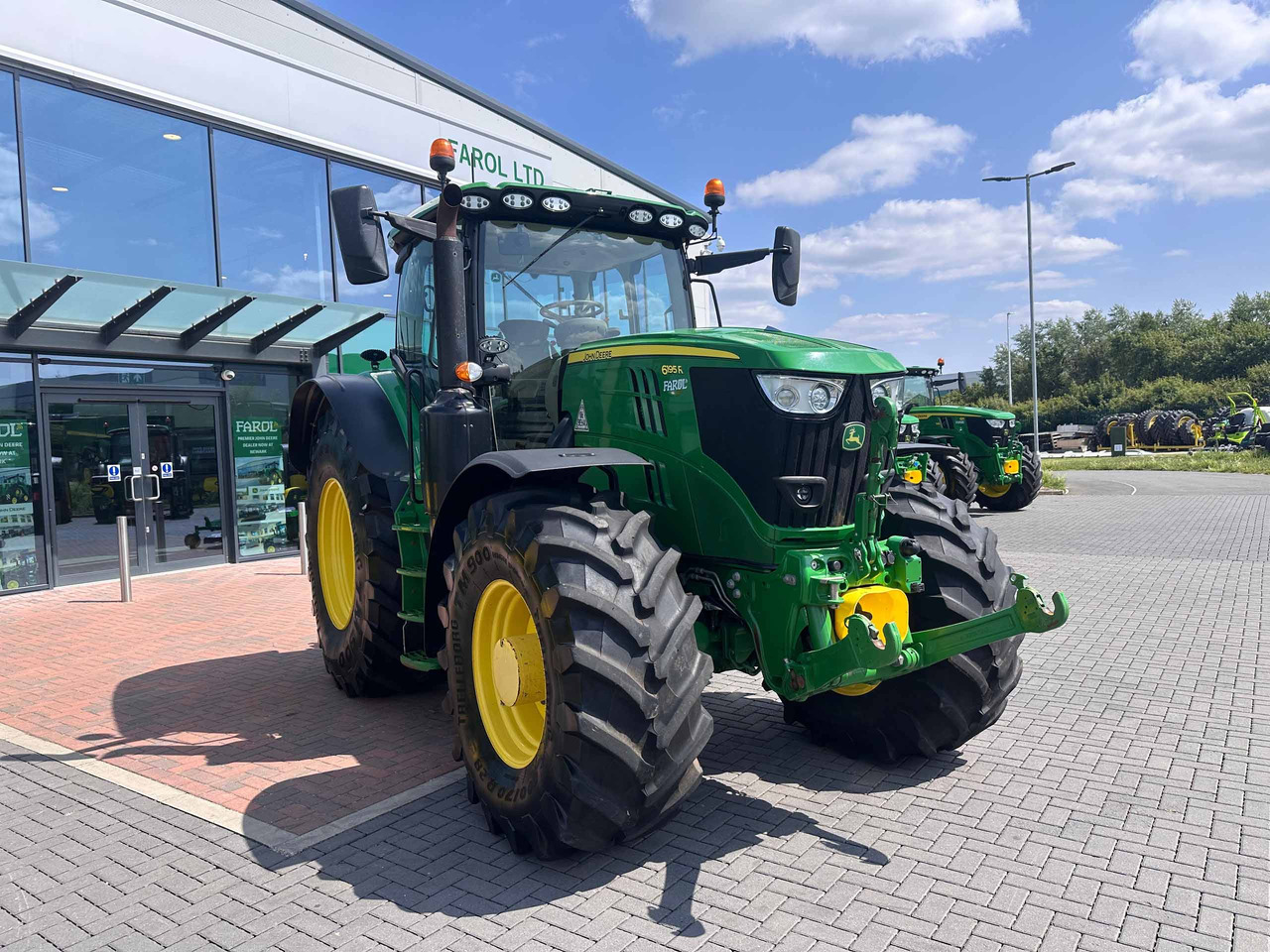 John Deere 6195R - جرار: صور 5 John Deere 6195R - جرار: صور 5
