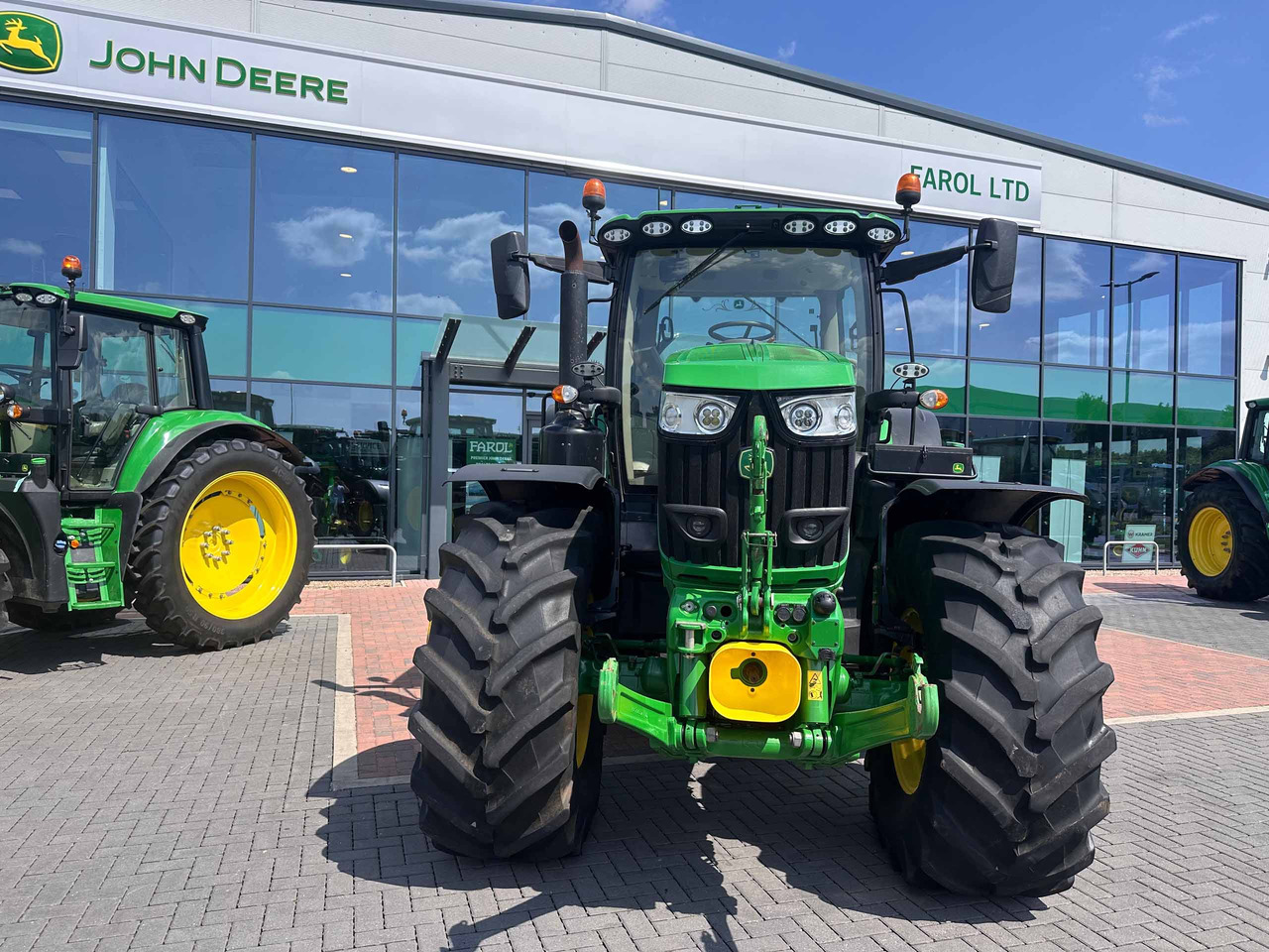John Deere 6195R - جرار: صور 4 John Deere 6195R - جرار: صور 4