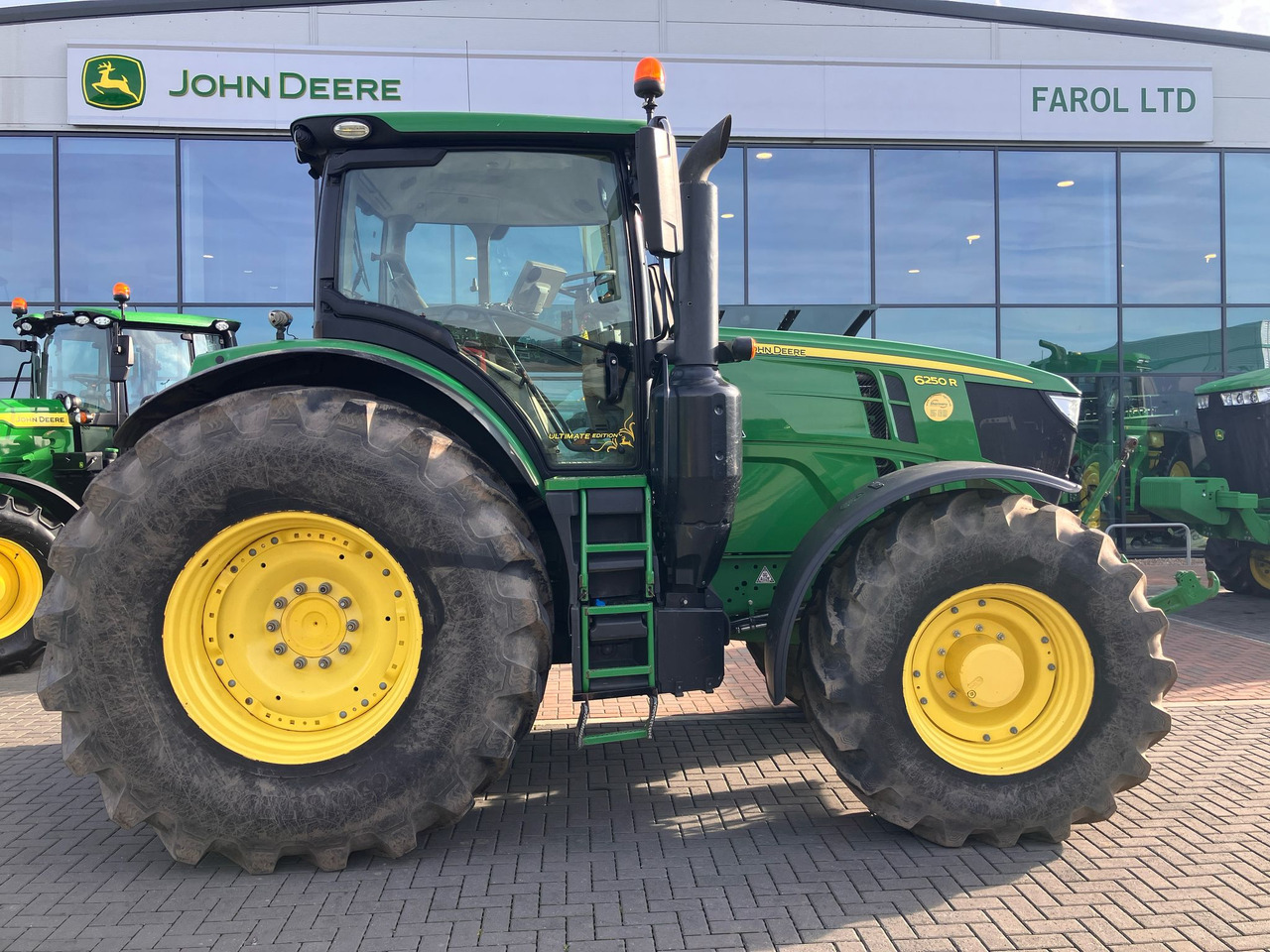 John Deere 6250R - جرار: صور 2 John Deere 6250R - جرار: صور 2
