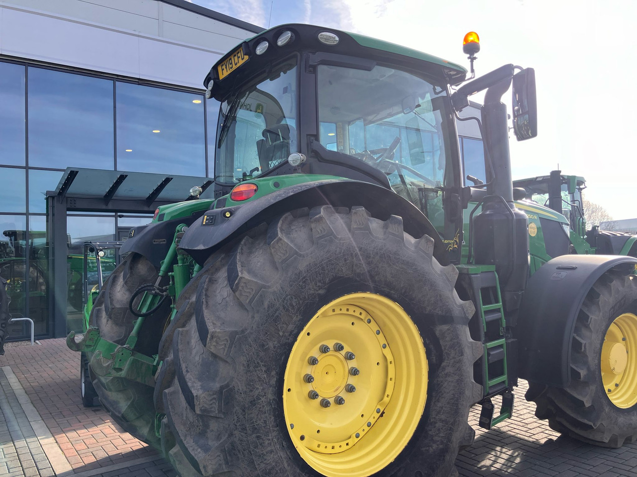 John Deere 6250R - جرار: صور 3 John Deere 6250R - جرار: صور 3