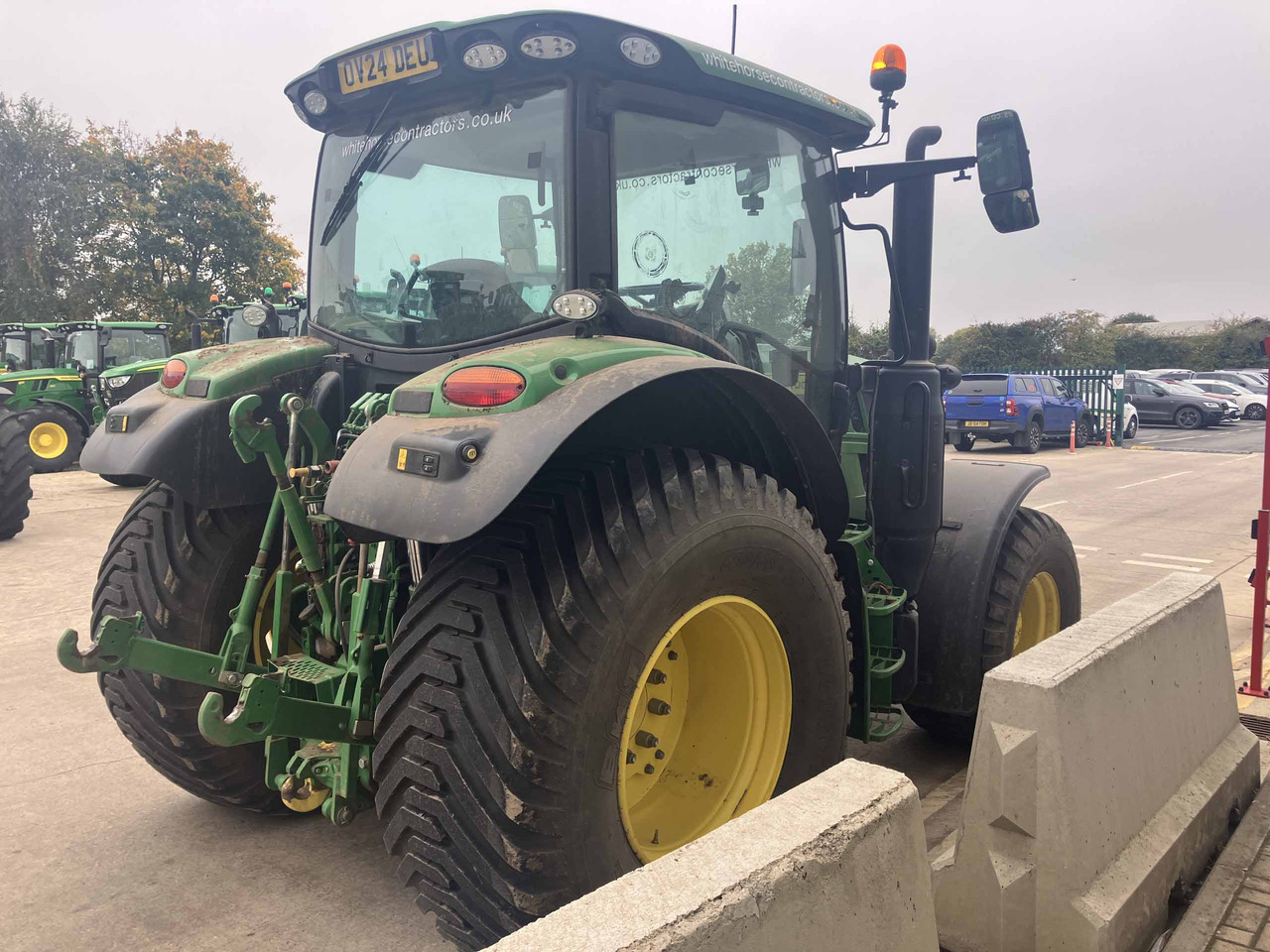 John Deere 6R 130 - جرار: صور 5 John Deere 6R 130 - جرار: صور 5