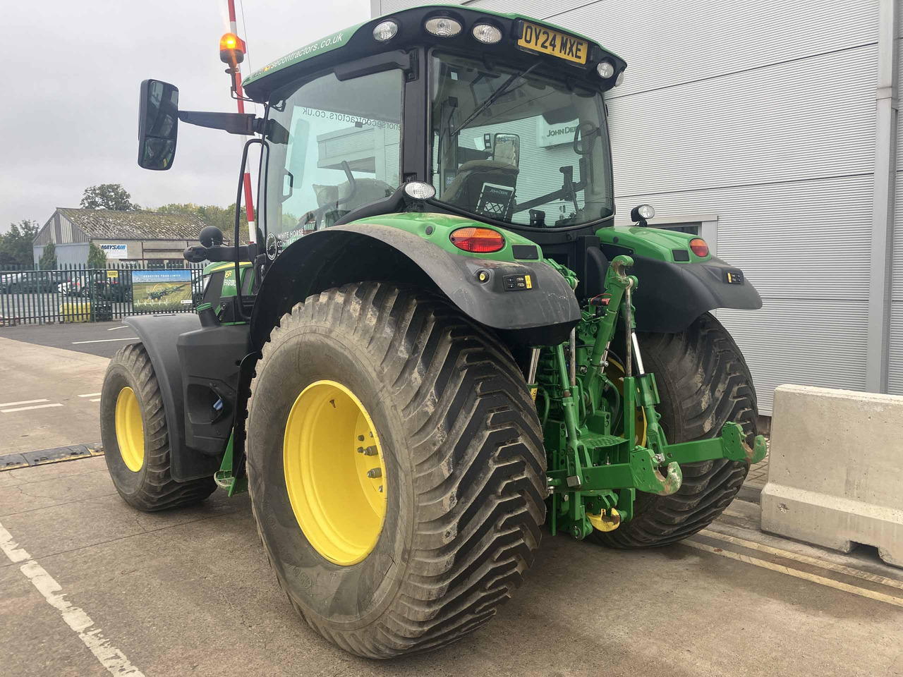 John Deere 6R 130 - جرار: صور 3 John Deere 6R 130 - جرار: صور 3