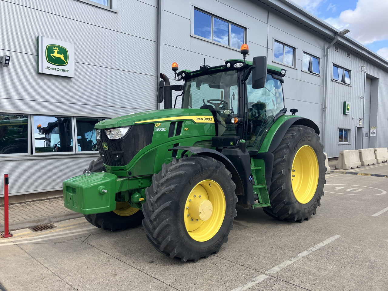 John Deere 6R 155 - جرار: صور 1 John Deere 6R 155 - جرار: صور 1