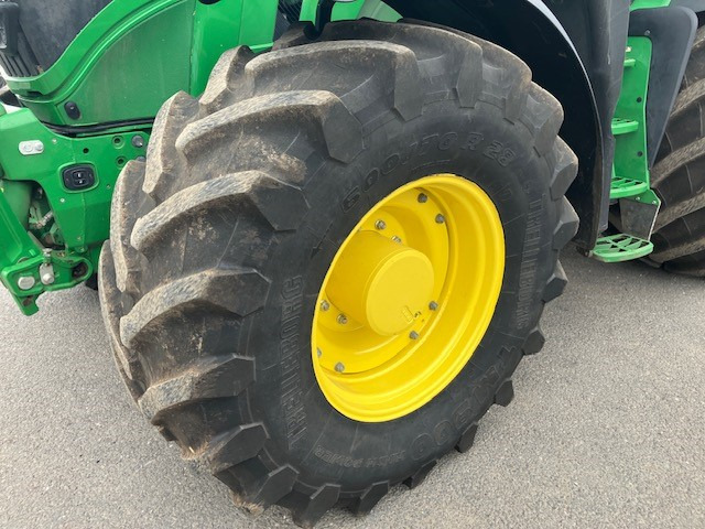 John Deere 6R 195 - جرار: صور 2 John Deere 6R 195 - جرار: صور 2