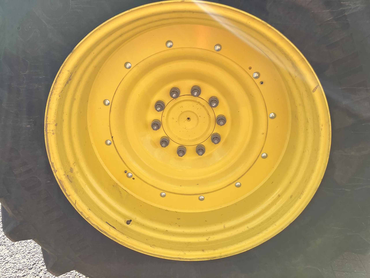 John Deere 6R 215 - جرار: صور 4 John Deere 6R 215 - جرار: صور 4