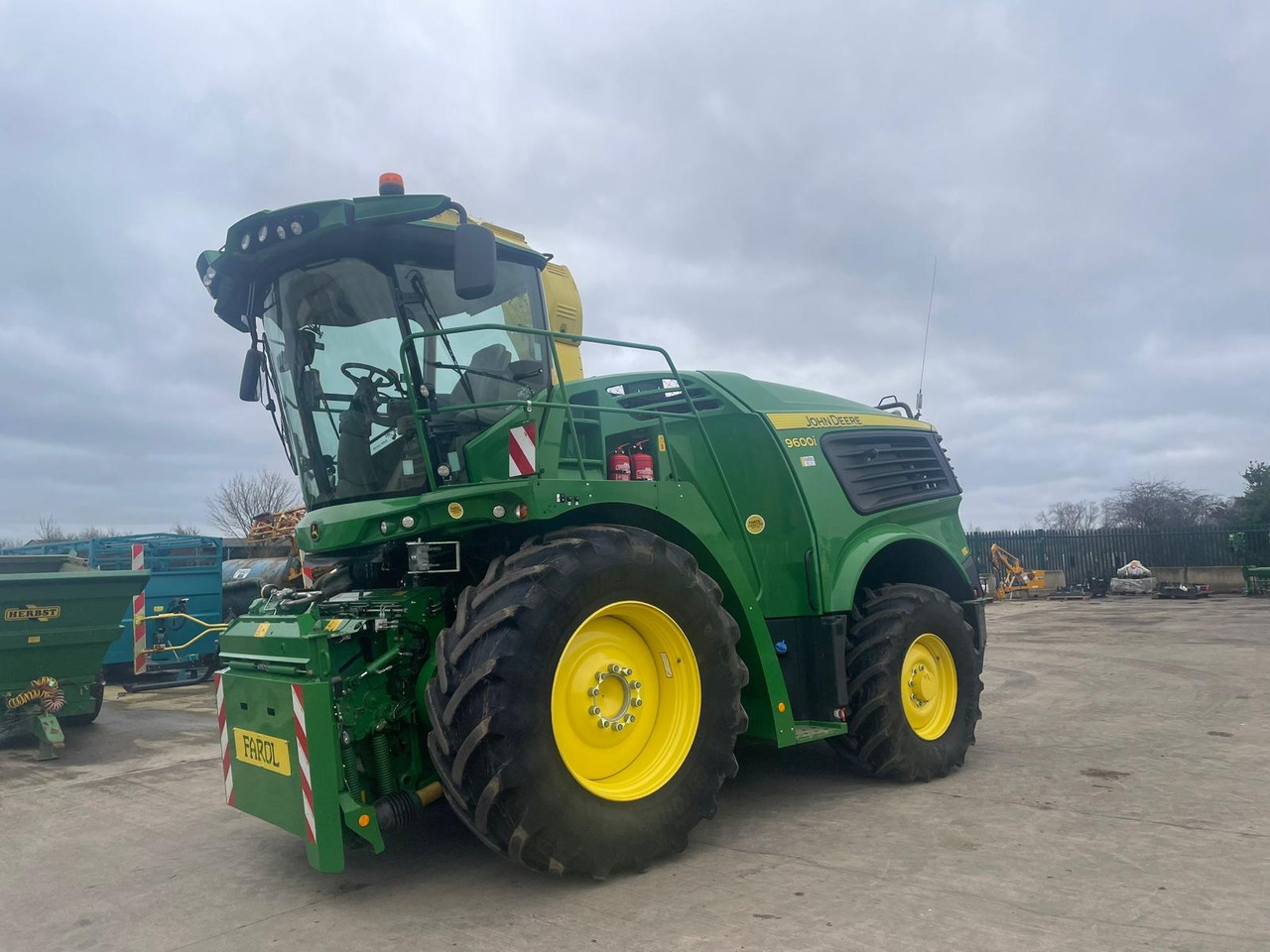 John Deere 9600 - حصادة الأعلاف: صور 5 John Deere 9600 - حصادة الأعلاف: صور 5