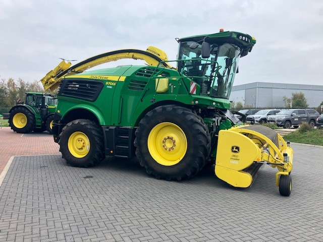 John Deere 9700i - حصادة شاملة: صور 1 John Deere 9700i - حصادة شاملة: صور 1