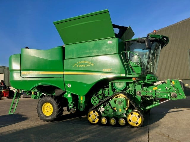 John Deere S690 TM - حصادة شاملة: صور 1 John Deere S690 TM - حصادة شاملة: صور 1