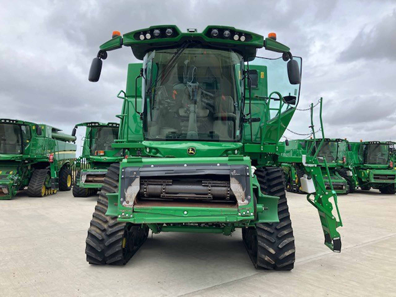 John Deere S790 - حصادة شاملة: صور 2 John Deere S790 - حصادة شاملة: صور 2