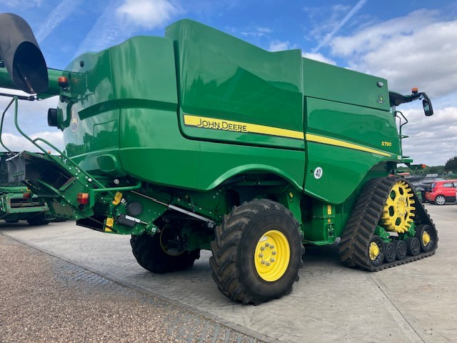 John Deere S790 - حصادة شاملة: صور 4 John Deere S790 - حصادة شاملة: صور 4
